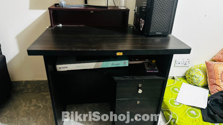 Computer Table with monitor stand